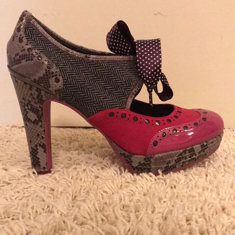 Poetic License heels